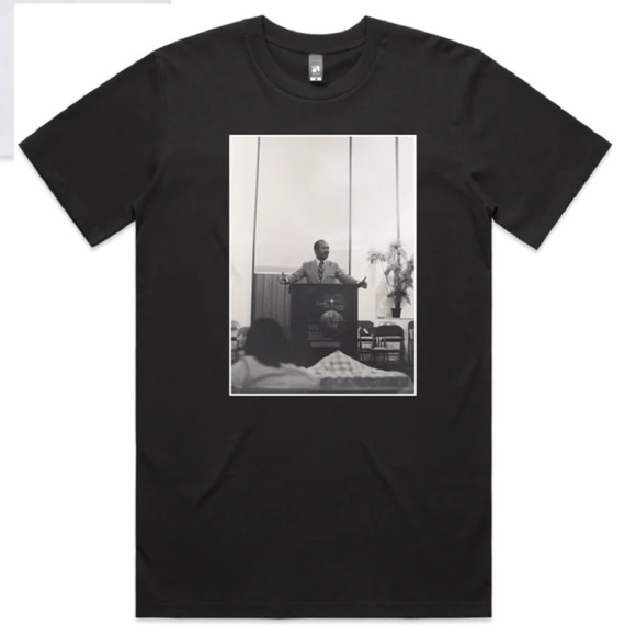 NWOT Stay Focused Black T-Shirt (M) - Picture 1 of 3